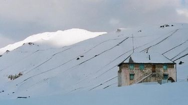 En plena cordillera: Conocé el refugio donde sobrevivió el uruguayo