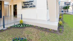Una remodelación le cambió la cara a la Municipalidad de Santa Lucía