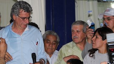 Juan Carlos Gioja: “No nos Pongamos el traje sino el overol”