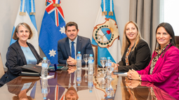 Orrego recibió a la embajadora de Australia quien destacó el potencial de cooperación minera Orrego recibió a la embajadora de Australia quien destacó el potencial de cooperación minera