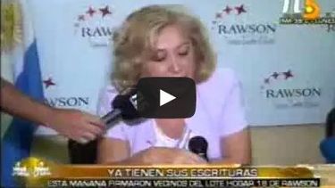 Vecinos del Lote Hogar 18 ya tienen sus escrituras