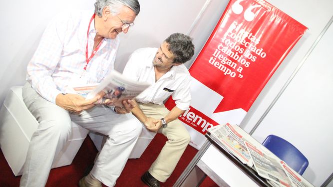 Gioja recorrió la Feria