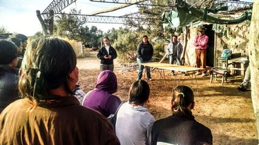 Con viveros y producción de miel apuntan al desarrollo de las comunidades aborígenes
