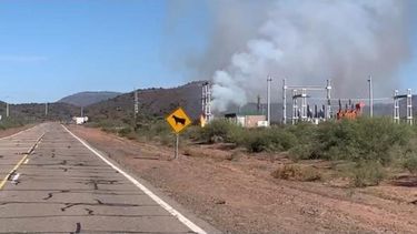 Por el incendio en la estación transformadora de Valle Fértil, trasladan generadores desde Huaco