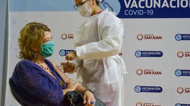 Este fin de semana comenzarán a colocar terceras dosis de Sinopharm para mayores de 50 años