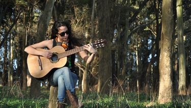 De Rawson a México con su música