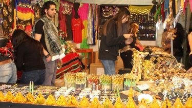 Con todo el color arrancó la Feria Internacional de Artesanías