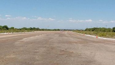 Incendio en Valle Fértil: a las 17 aterriza el primer avión hidrante para combatir el fuego