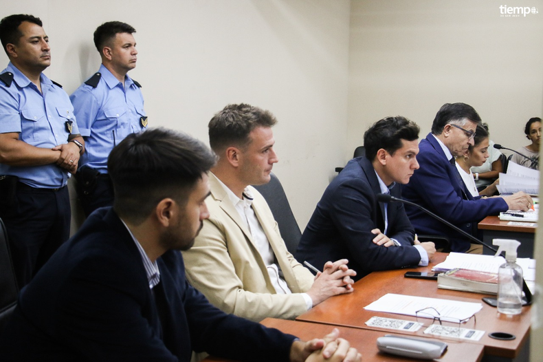 El fiscal Nicolás Schiattino junto con el ayudante fiscal Ignacio Domínguez y el asistente Felipe Molina. El fiscal Nicolás Schiattino junto con el ayudante fiscal Ignacio Domínguez y el asistente Felipe Molina.