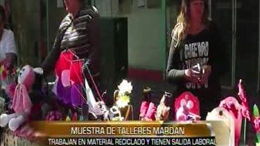 Una muestra de talleres con materiales reciclados