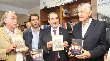 Inauguraron colección binacional en la Legislatura