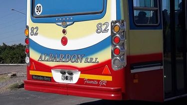 Para los nostálgicos sanjuaninos: mirá la foto del primer colectivo de Albardón