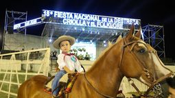 Todas las postales de Fiesta Nacional de la Destreza Criolla y el Folklore