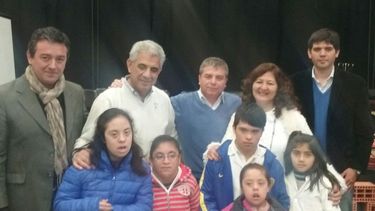 Entregan subsidios y ladrillos en Jáchal para erradicar letrinas