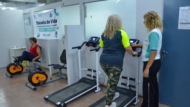 Así es el gimnasio de la Municipalidad de la Capital para Adultos Mayores
