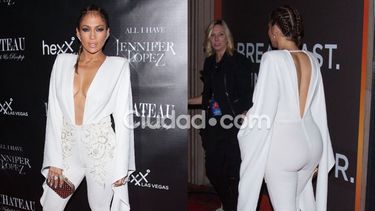 El extravagante look de Jennifer López