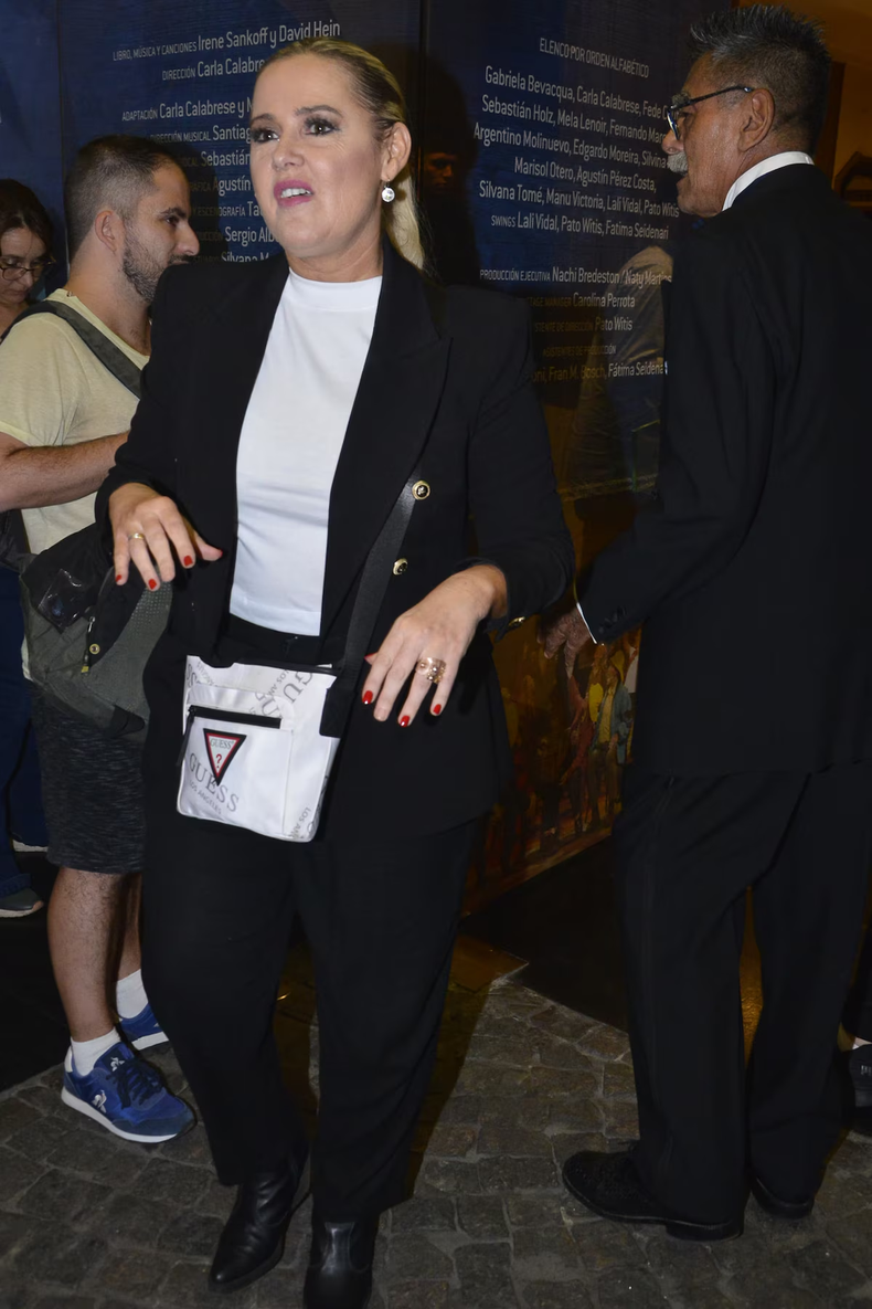 Pía Shaw mostró su angustia por la muerte de Antonio Gasalla Pía Shaw mostró su angustia por la muerte de Antonio Gasalla