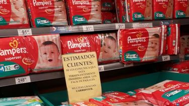 ¡Increíble! Abren los paquetes y se roban los pañales