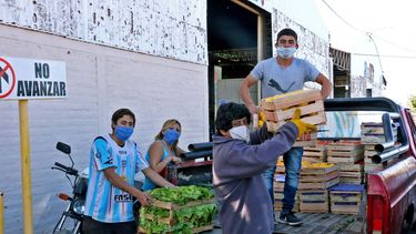 Se lo merecían: el imperdible buscate de los trabajadores de la Feria de Rawson