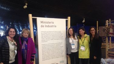 Sanjuaninos, en el Mercado de Industrias Culturales