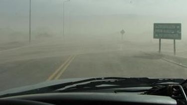 Densa nube por el Zonda en Ruta 20: Piden circular con precaución