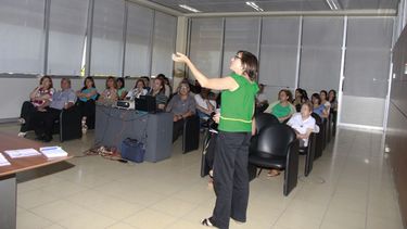 El lugar de la mujer en los medios: Un debate que recién empieza