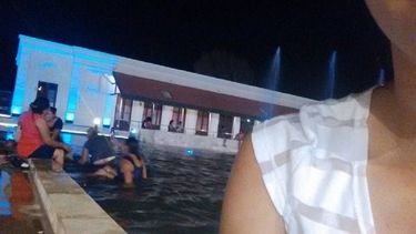 La fuente de la Plaza del Bicentenario será custodiada para evitar que la usen como pileta