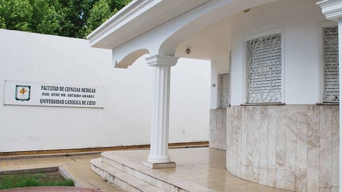 Alumnos de Ciencias Médicas retornarán a las aulas, hospitales y centros de Salud