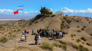 Radiotelescopio: sólo la base de hormigón costará unos 4 millones de dólares