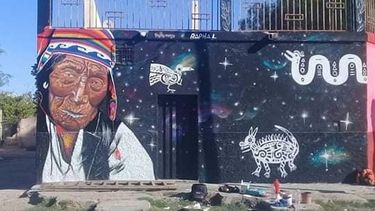 Polémica porque taparon dos murales del Maaanso Encuentro