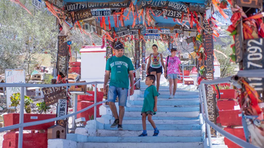200 familias beneficiadas por la mega donación del devoto a la Difunta Correa