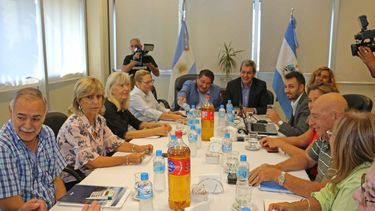 Paritarias: dos gremios docentes rechazaron la propuesta del gobierno