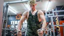 Él es Julián Aguirre, el joven que sufrió un grave accidente en Rivadavia.