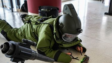 Los miembros de la Brigada Antiexplosivos de San Juan revelaron los secretos de su trabajo.