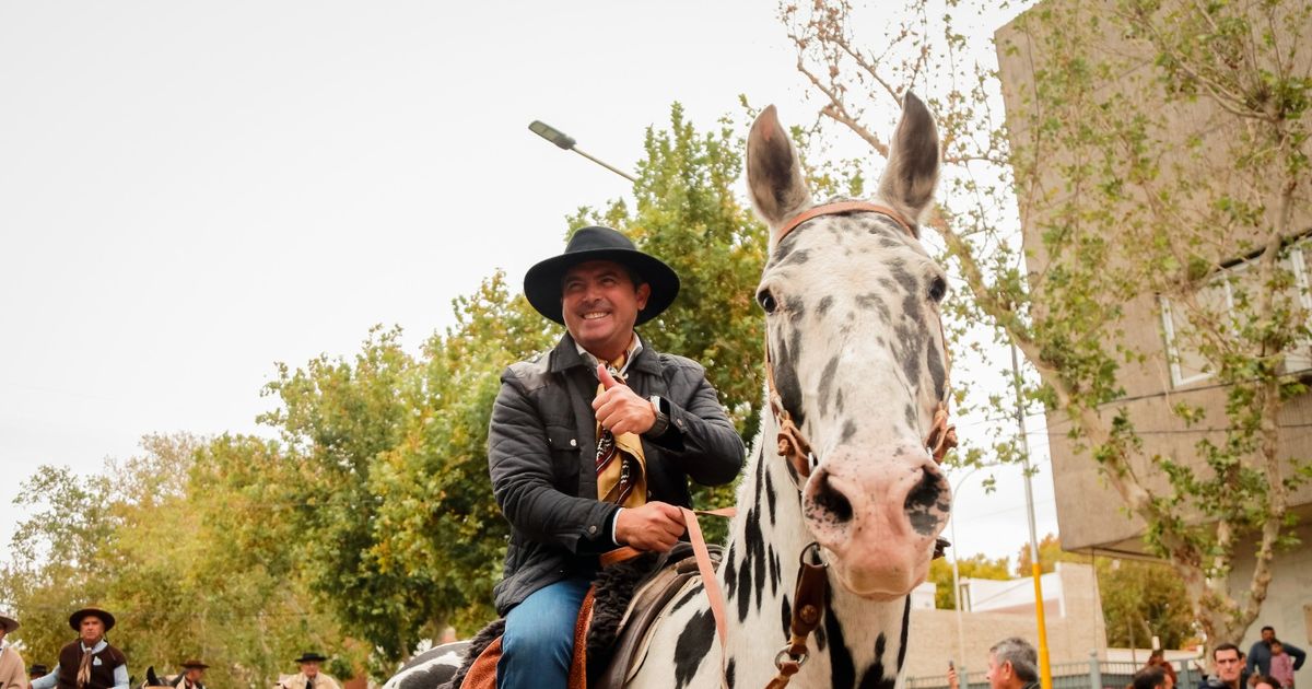 Orrego elogió la Cabalgata de la Fe a la Difunta Correa: Tiene que ver con lo nuestro, con nuestras raíces y cultura
