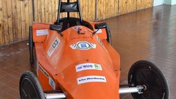 El auto creado por alumnos de la escuela Boera el año pasado, que se quedó con la victoria a nivel nacional.