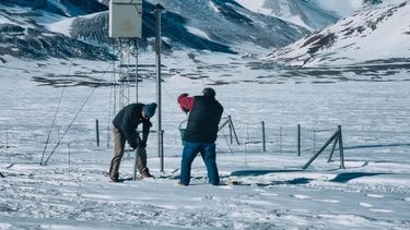 Las mediciones de las nevadas este año anticipan más agua para este verano comparado con el anterior.