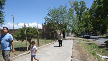 Construyeron una vereda clave en el Marcial Quiroga