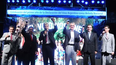 Presentaron la nueva campaña del vino como bebida nacional