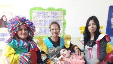 En pleno festejo de un cumpleaños llegaron decenas de regalos de Lionel Messi