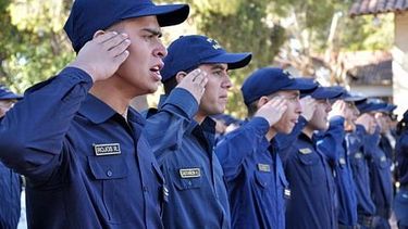 Atención policías: el cobro de los adicionales atrasados ya tiene fecha