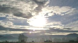 Rige un alerta por vientos intensos y la máxima será de 14º