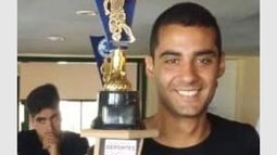 Tiene un tumor en la cabeza, necesita mucho dinero y no pueden pagar la operación