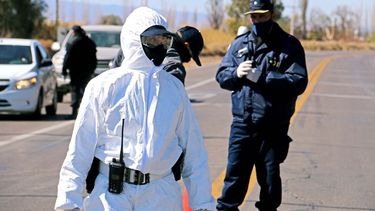 Por el policía con COVID-19: aislaron a 22 efectivos y están a la espera del resultado del PCR