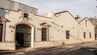 El “ladrón de canal”, un ícono bajo tierra