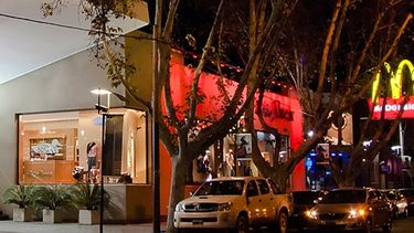 Patio Alvear festeja el día del niño con descuentos y una tarde de cuentos