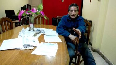 Con dolor crónico, espera una prótesis hace casi dos años