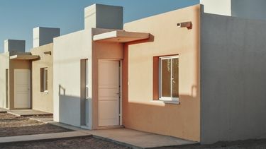 El IPV quiere entregar dos barrios por mes hasta fin de año