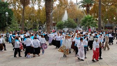 Pericón y sopaipillas para honrar a la Patria