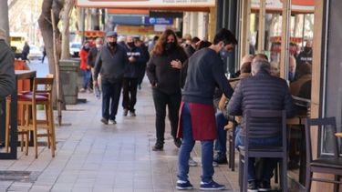 ¿Te escribe un bar o café sanjuanino donde dejaste datos? No es legal y así te podés defender